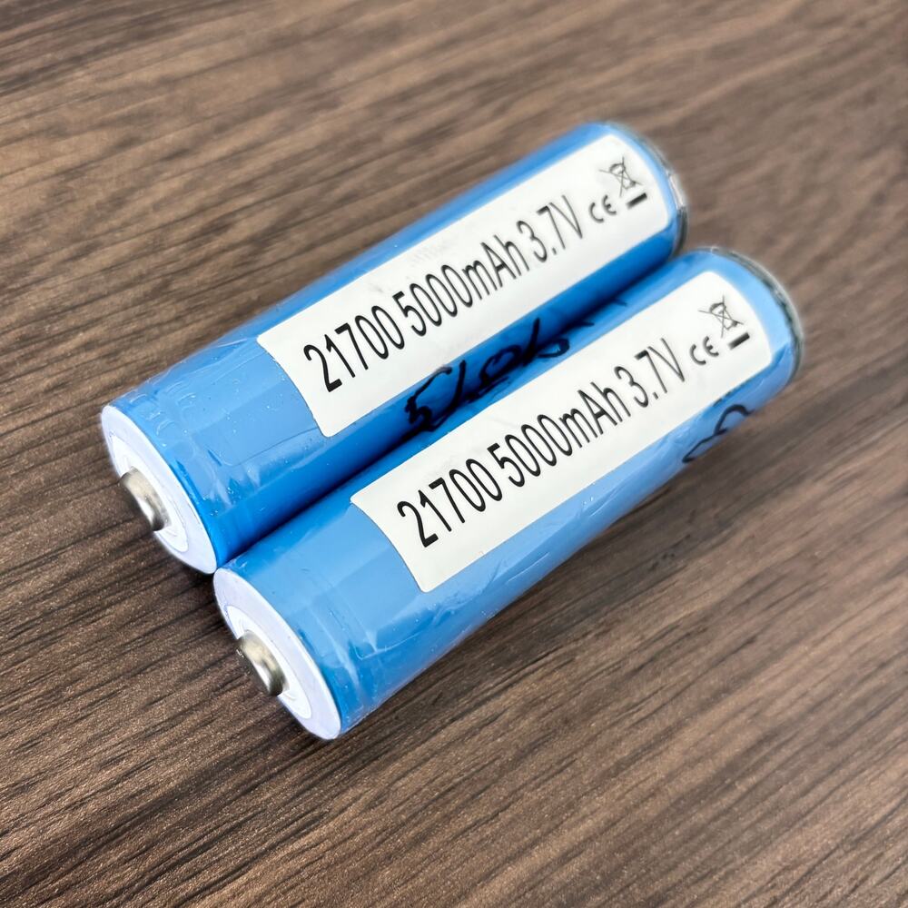 21700 5000mAh 3.7V Rechargeable Batteries - Pack of 2 Batteries - Button Top